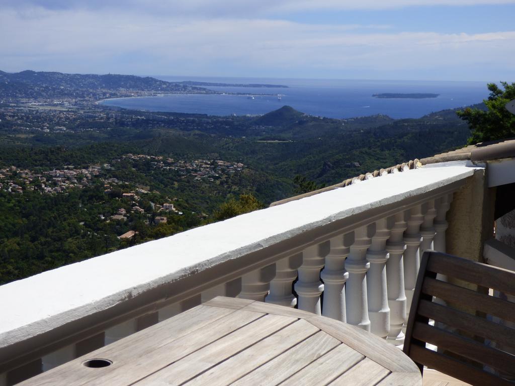 Chambres D'Hotes Vue Mer L'Esterel Panoramique Saint-Jean-de-l'Esterel Exteriör bild